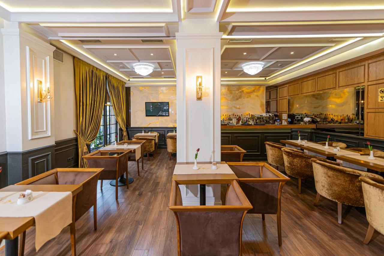 Eler Hotel Тирана Экстерьер фото