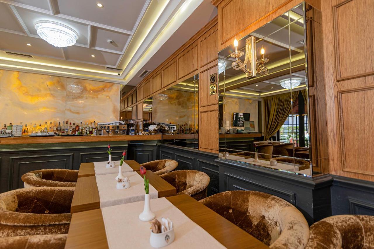 Eler Hotel Тирана Экстерьер фото