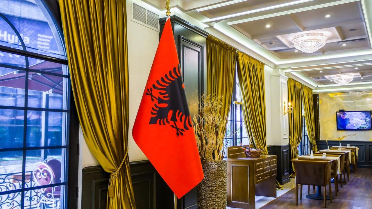 Eler Hotel Тирана Экстерьер фото